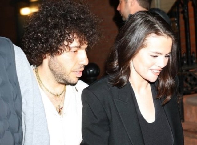 SELENA GOMEZ, BENNY BLANCO