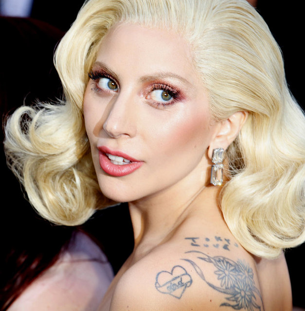 LADY GAGA