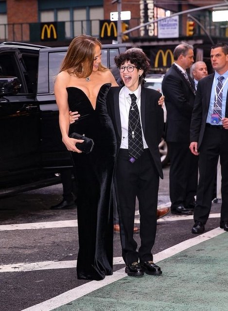 JENNIFER LOPEZ, EMME