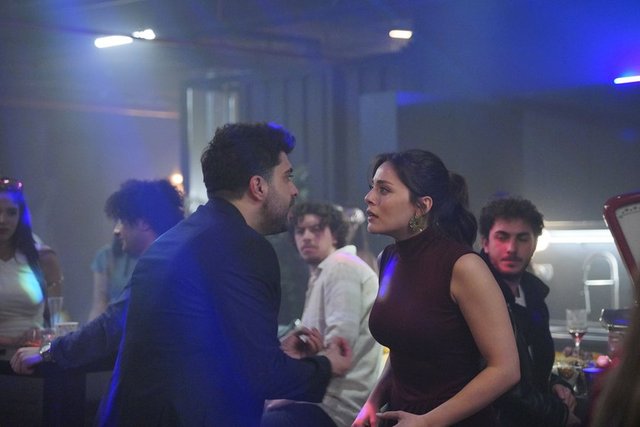 Kızılcık Şerbeti 100. Bölüm Fotoğrafları