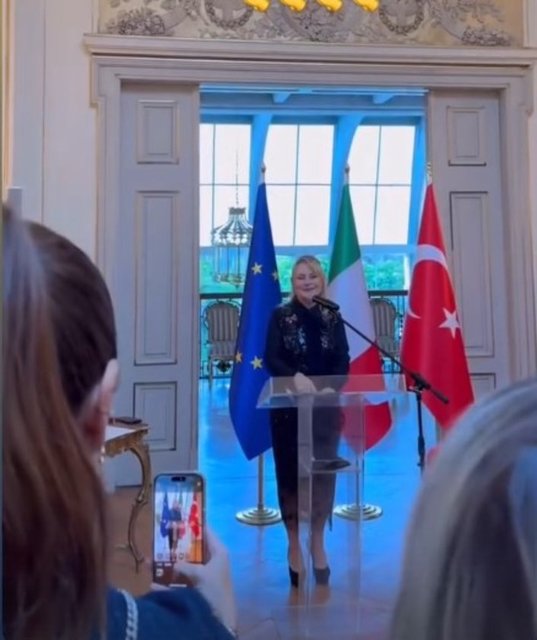 DEMET SABANCI ÇETİNDOĞAN