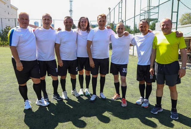 BURAK ELMAS, FİKRET ORMAN, BURAK KARABACAK, METİN ŞEN, OZAN GÜVEN, ÇELİK