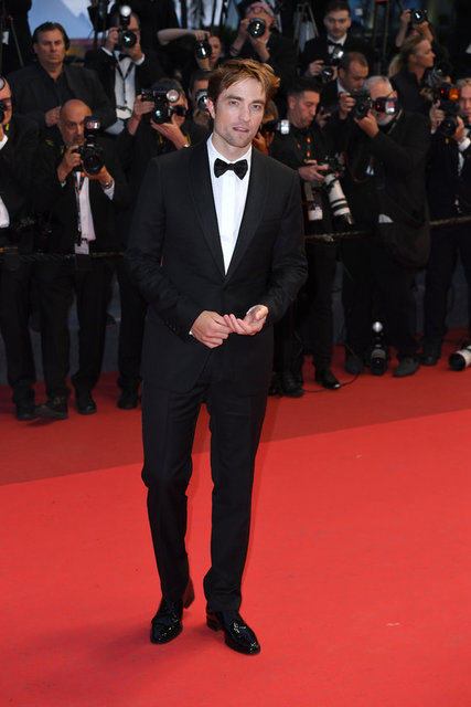 ROBERT PATTINSON