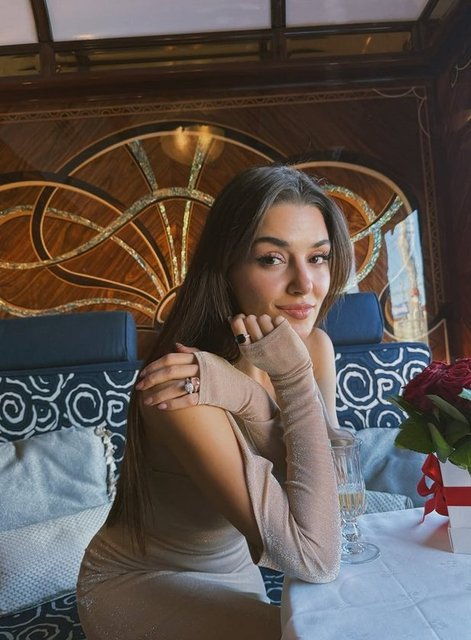 HANDE ERÇEL