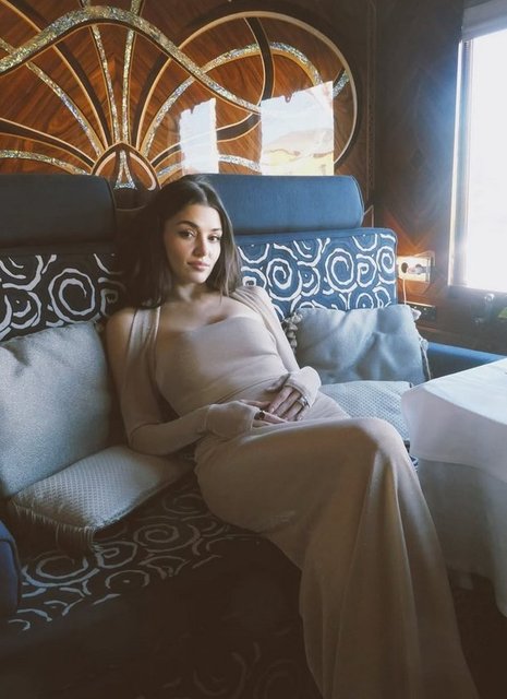 HANDE ERÇEL