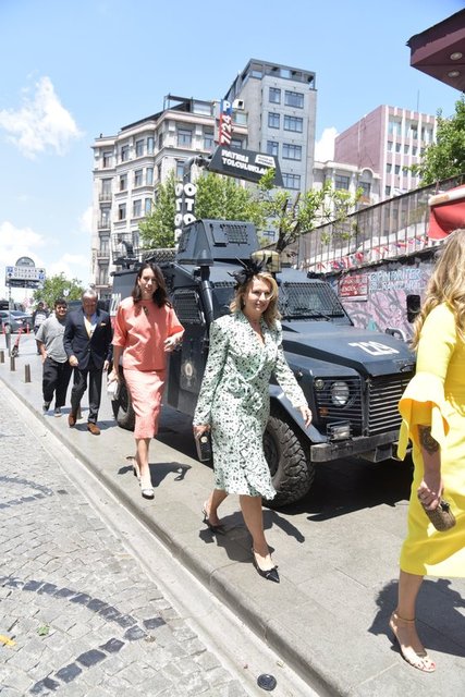 SERRA TÜRKER BAYIR, DİLEK TÜRKER