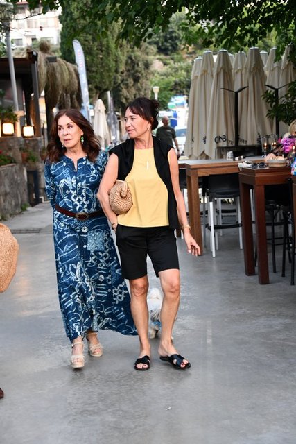 SERNUR ÇİFTÇİ, DEMET AKBAĞ