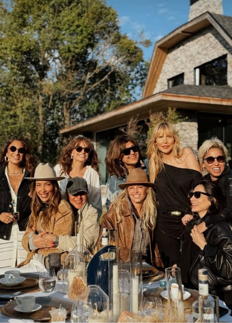 ESRA TÜMEN, ALARA KOÇİBEY, ŞİRİN YALÇIN, ELİF DÜRÜST, EMİNE KÜTÜK, TUVANA BÜYÜKÇINAR