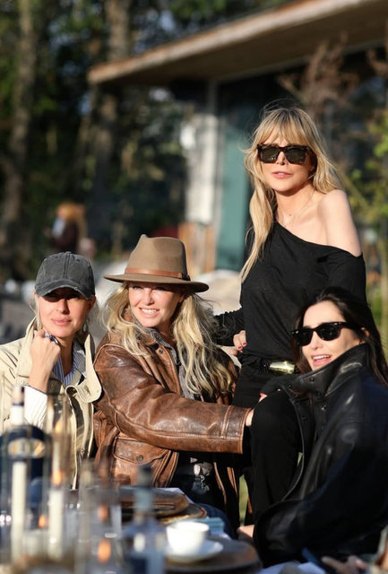ESRA TÜMEN, ALARA KOÇİBEY, ŞİRİN YALÇIN, ELİF DÜRÜST
