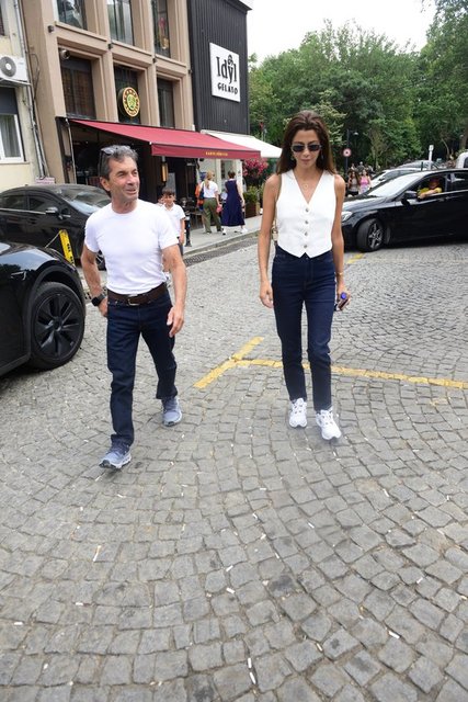 CEM HAKKO, NAZLI KAYAASLAN 