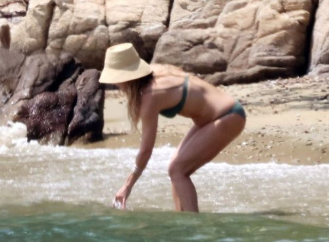 KATE HUDSON