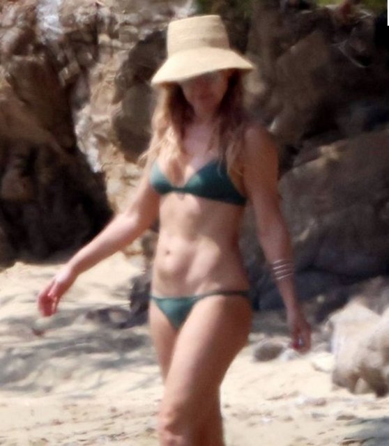 KATE HUDSON