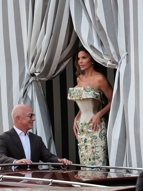 JEFF BEZOS-LAUREN SANCHEZ