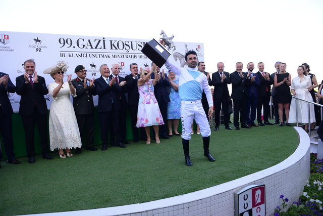 AHMET ÇELİK 