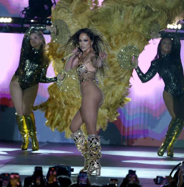 JENNIFER LOPEZ