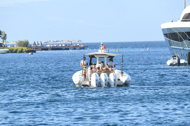 YASEMİN, EMİNE, ELA ÖZİLHAN 