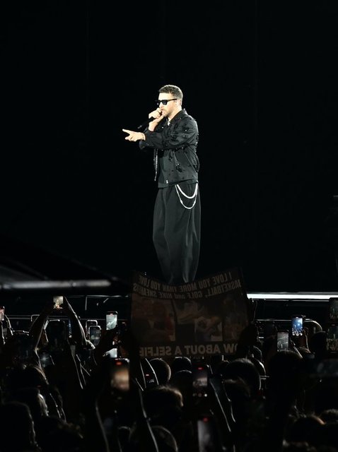 DÜNYACA ÜNLÜ ŞARKICI JUSTIN TIMBERLAKE MASLAK İTÜ'DE HAYRANLARIYLA BULUŞTU.