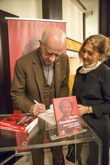 İNAN KIRAÇ
