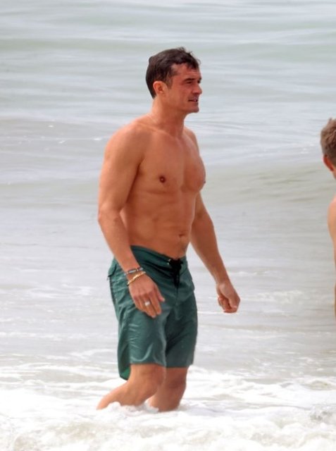 ORLANDO BLOOM