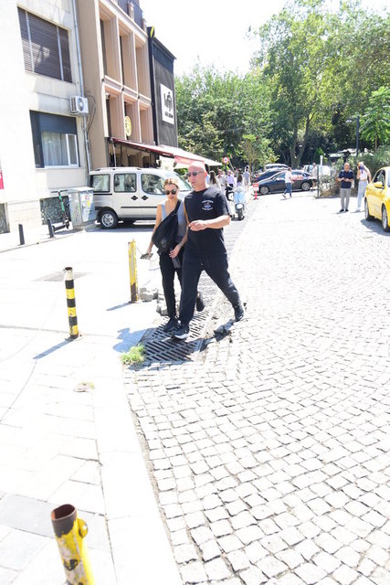 PINAR-İLHAN SABANCI ÇİFTİ BEBEK'TE OBJEKTİFLERE YANSIDI