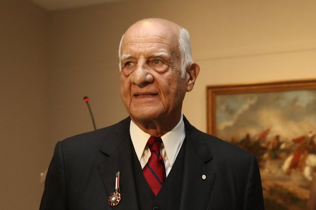 İNAN KIRAÇ