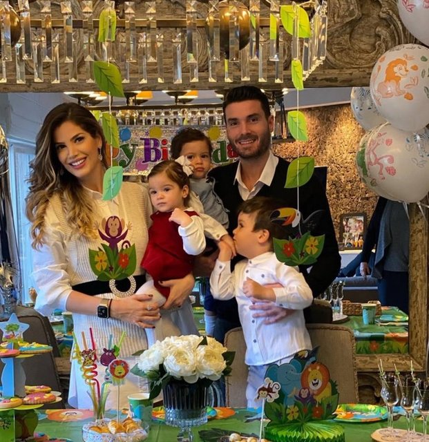 EVELİZE-HAKAN, TAYLAN,ELİZA KOSİF