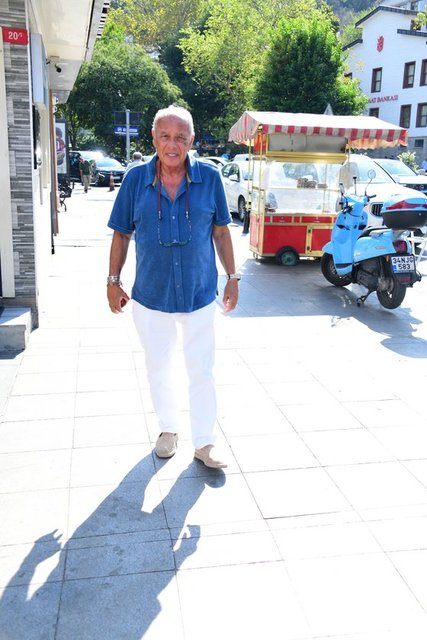CEFİ KAMHİ