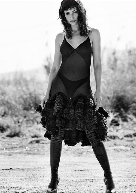 URSULA CORBERO