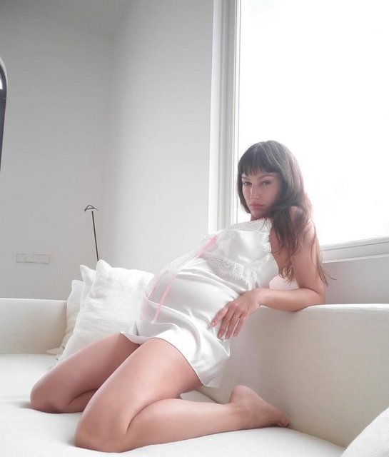 URSULA CORBERO