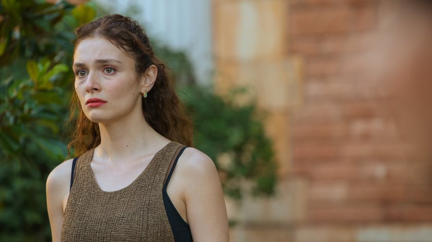 кадр из сериала "Наследник"