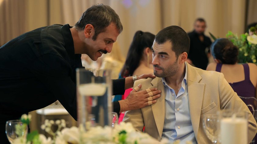 кадр из сериала "Наследник"