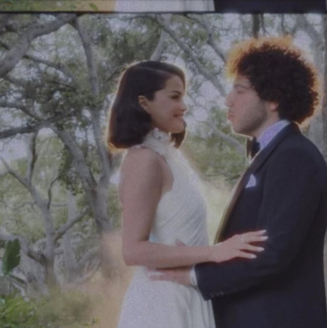 SELANA GOMEZ-BENNY BLANCO