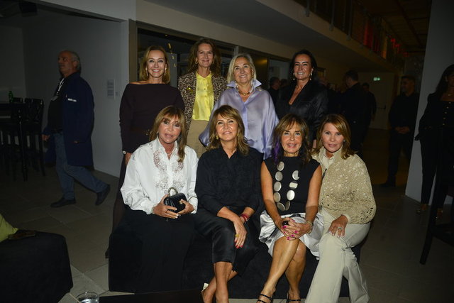 REVNA DEMİRÖREN, ÖRGE TULGA, SEVDA ELGİZ, SEDEF KORKMAZ, DALİA GARİH, HANDAN ÖNEY, SEMA ŞENER, BERRİN YOLERİ