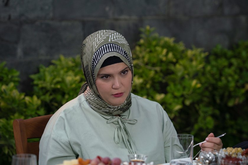 кадр из сериала "Клюквенный шербет"