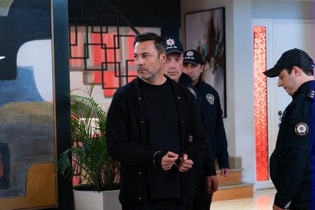 Kızılcık Şerbeti 110. Bölüm Fotoğrafları