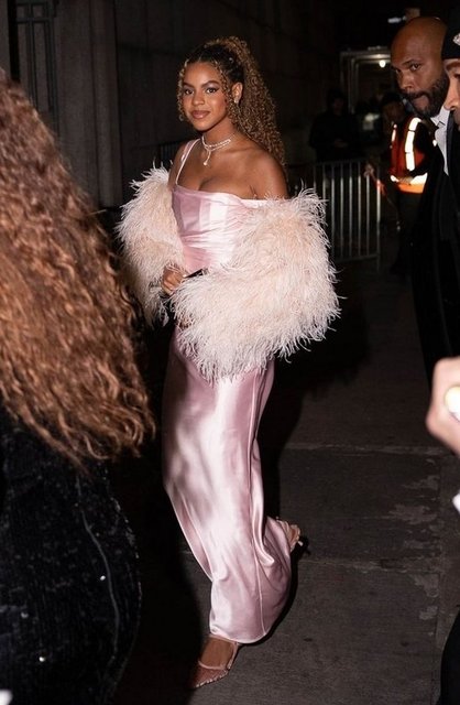 BLUE IVY