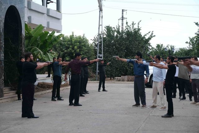 Bereketli Topraklar 1. Bölüm Fotoğrafları