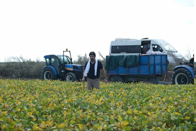 Bereketli Topraklar 1. Bölüm Fotoğrafları