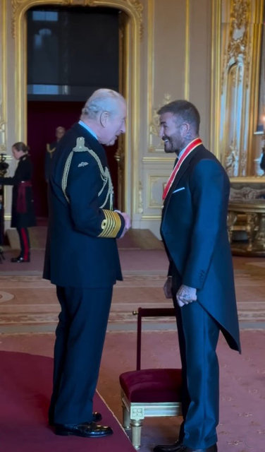KRAL III. CAHARLES, DAVID BECKHAM