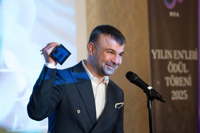 Kızılcık Şerbeti 112. Bölüm Fotoğrafları