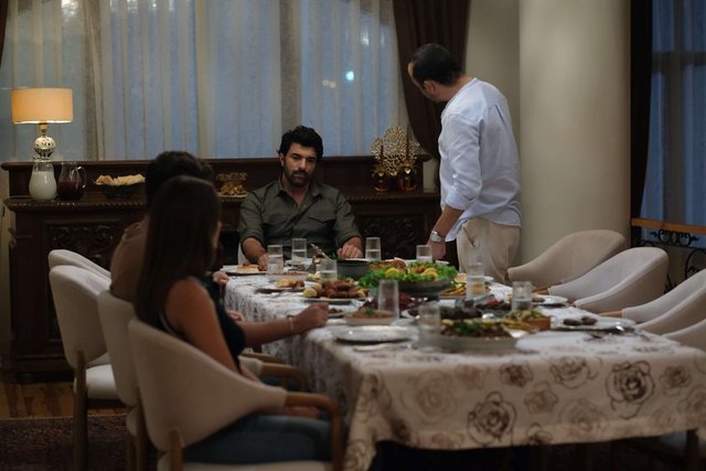 Bereketli Topraklar 2. Bölüm Fotoğrafları