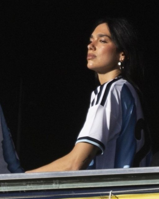 DUA LIPA