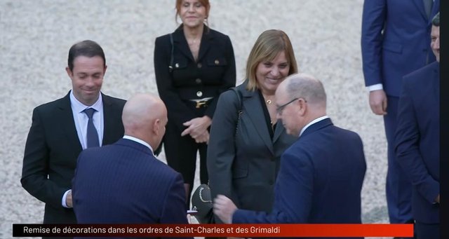 HÜLYA BİREN, MONAKO PRENSİ II. ALBERT
