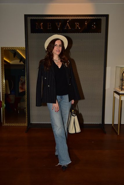 AYŞE BURCU KAYA 