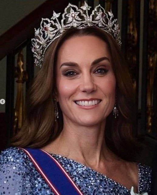 PRENSES KATE MIDDLETON