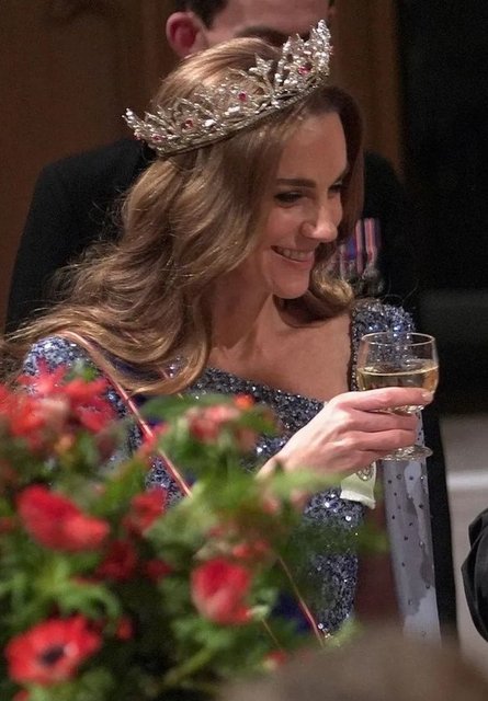 PRENSES KATE MIDDLETON