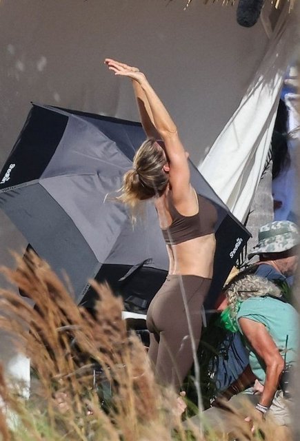 GISELE  BUNDCHEN