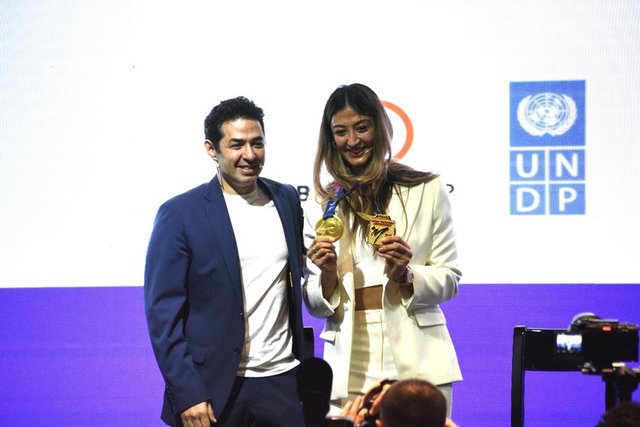 MERT FIRAT, NAFİA KUŞ AYDIN