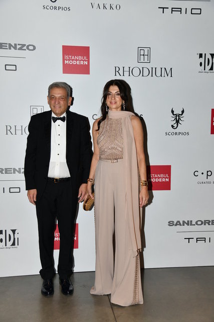 ALBERT-ŞELİ ELVAŞVİLİ