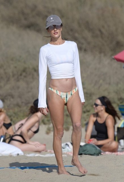 ALESSANDRA AMBROSIO